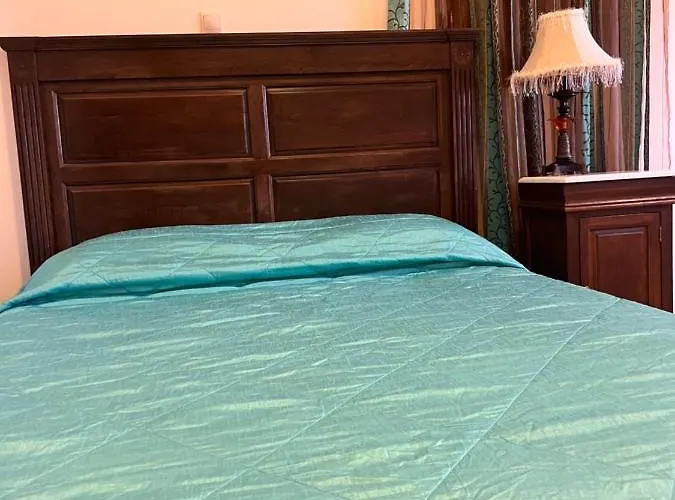 Xenonas Nikia Konukevi Yerákion