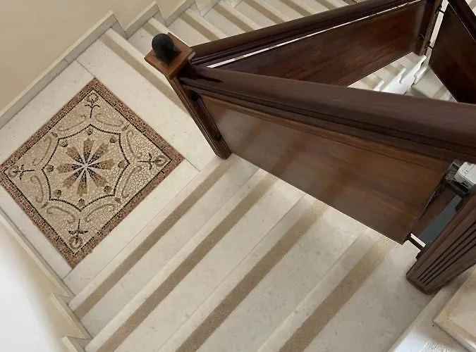 Xenonas Nikia Konukevi